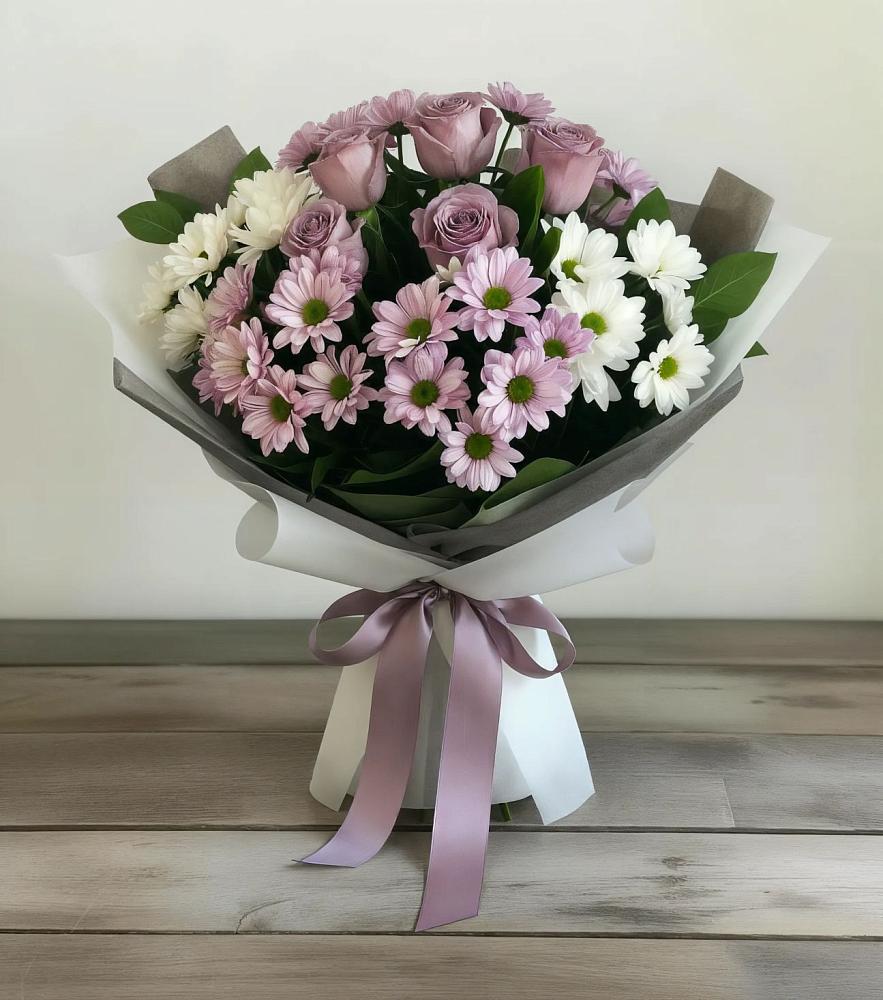 Букет цветов из: Хризантемы и Розы в Вардане