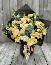 Букет цветов из:  Розы и Лизиантусы #REPLACE_PRED# Вардане