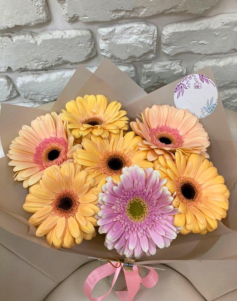Букет цветов из: Герберы в Вардане