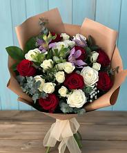 Букет цветов из:  Розы и Альстромерии в Вардане