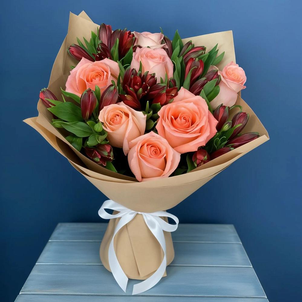 Букет цветов из: Розы и Альстромерии в Вардане