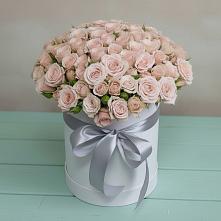 Цветочная композиция из Розы в шляпной коробке в Вардане