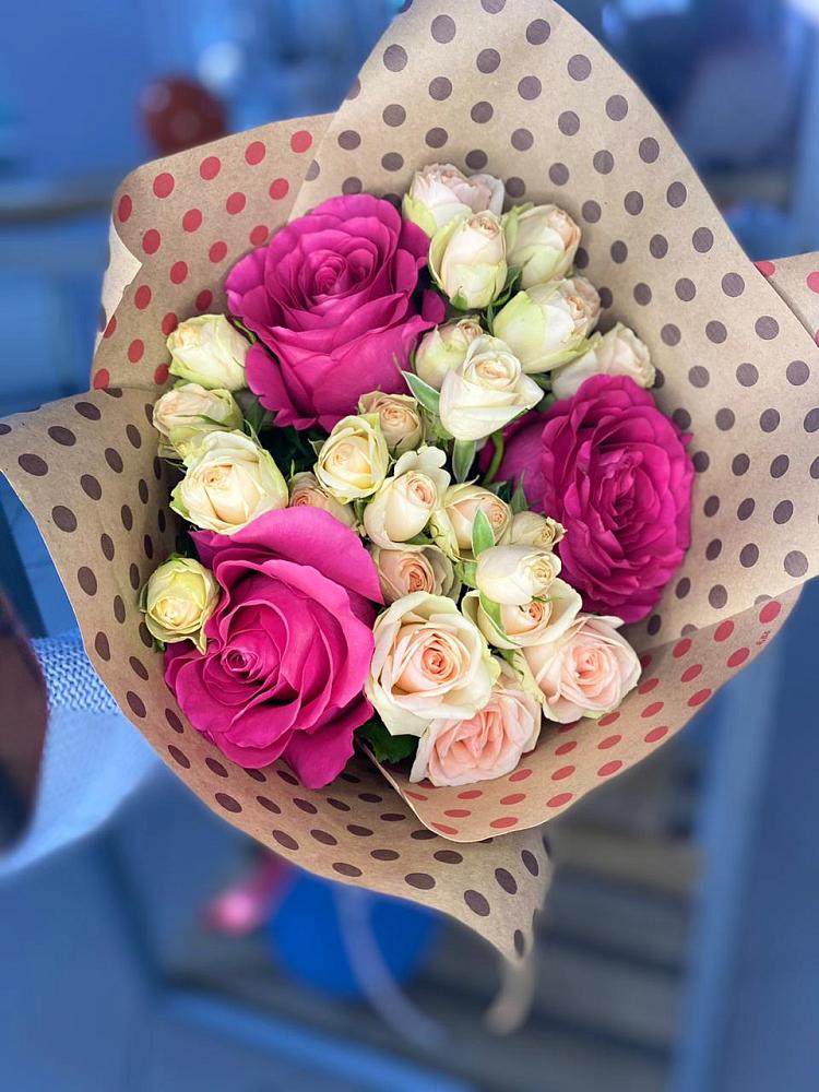 Букет цветов из: Розы в Вардане