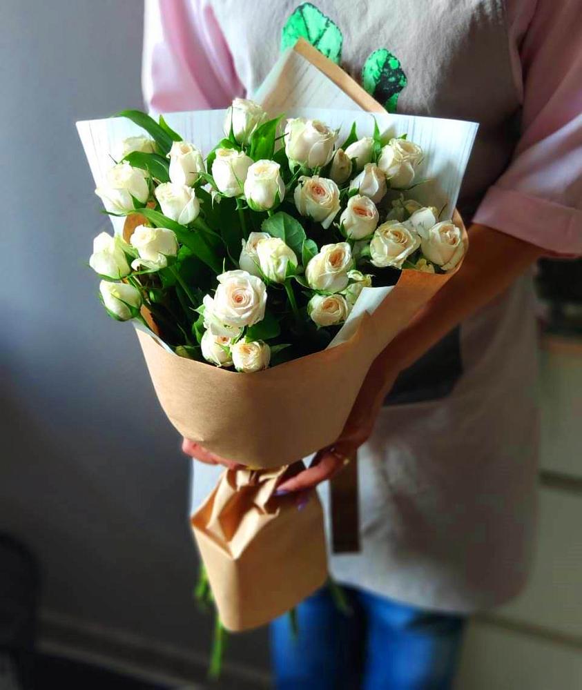 Букет цветов из: Розы в Вардане