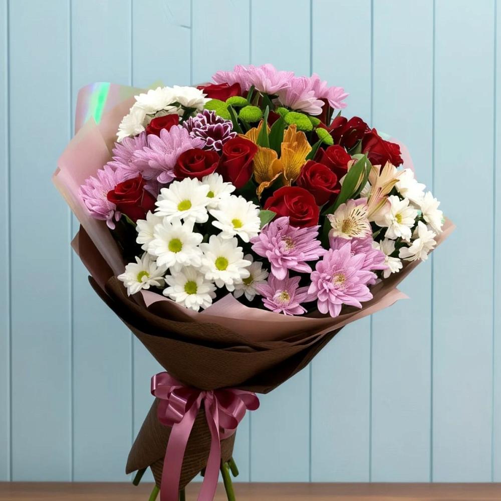 Букет цветов из: Розы, Хризантемы и Альстромерии в Вардане