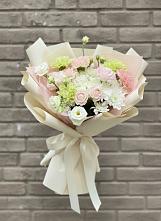 Букет цветов из:  Гвоздики, Розы, Лизиантусы и Хризантемы в Вардане