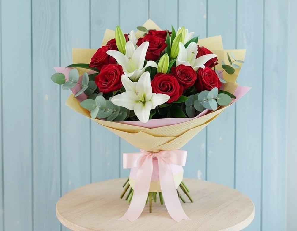 Букет цветов из: Лилии и Розы в Вардане