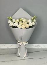 Букет цветов из:  Розы и Лизиантусы в Вардане